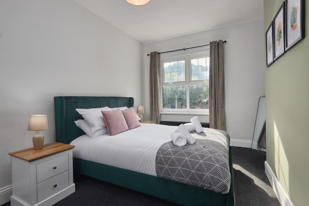 Cosy 3-Bedroom House In Seaham - Street Parking Екстер'єр фото