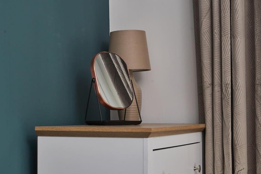 Cosy 3-Bedroom House In Seaham - Street Parking Екстер'єр фото