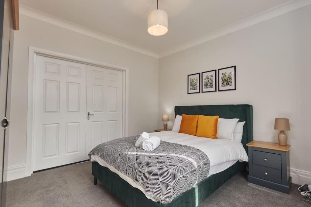 Cosy 3-Bedroom House In Seaham - Street Parking Екстер'єр фото