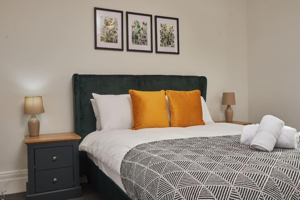 Cosy 3-Bedroom House In Seaham - Street Parking Екстер'єр фото