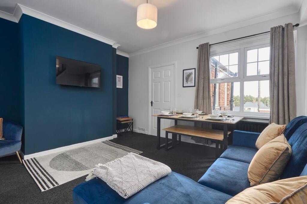 Cosy 3-Bedroom House In Seaham - Street Parking Екстер'єр фото